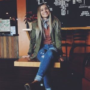 Meet your Posher, Kiarra